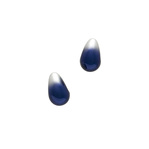身につける漆 漆のアクセサリー イヤリング 月の勺 コバルト銀ぼかし色 坂本これくしょんの艶やかで美しくとても軽い和木に漆塗りのアクセサリー SAKAMOTO COLLECTION wearable URUSHI accessories earrings Moon Ladle Cobalt Blue オリジナルの奥行き感のあるブルーに蒔絵の技法で銀色粉を蒔いた上品でクールな印象が素敵、フォーマル系の装いからカジュアルなＴシャツなどさまざまなスタイルに調和しパーティなどのシーンにもお使いいただけるアイテムです。  #イヤリング #earrings #月の勺 #MoonLadle #コバルトブルー #CobaltBlue #銀ぼかし #軽いイヤリング #漆のイヤリング #漆のアクセサリー #jewelry #プレゼント #漆塗り #軽さを実感 #耳が痛くない #身につける漆 #坂本これくしょん #会津 