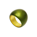 身につける漆 漆のアクセサリー リング 清風 ピスタチオ色 坂本これくしょんの艶やかで美しくとても軽い和木に漆塗りのアクセサリー SAKAMOTO COLLECTION wearable URUSHI accessories Ring Seifu pistachio green 太陽の季節を感じさせるような生気あふれるグリーン、栃の木をでボリューム感がありながら軽い仕上がり、 指の内側に布着せをすることで割れにくくしているのも特徴です。  #リング #指貫 #指輪 #Ring #清風 #ピスタチオ色 #お洒落なリング #軽いリング #ふっくらとしたリング #漆のアクセサリー #漆塗り #身につける漆 #坂本これくしょん #会津 