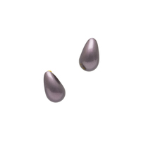 身につける漆 漆のアクセサリー イヤリング 月の勺 すみれ色 坂本これくしょんの艶やかで美しくとても軽い和木に漆塗りのアクセサリー SAKAMOTO COLLECTION wearable URUSHI accessories Earrings Moon Ladle violet 耳たぶをそっとすくい包み込むようなやわらかい曲線、温かく誠実で可憐なイメージのパープルカラー、カジュアルにもフォーマルにも合わせやすいのもポイントです。  #イヤリング #earrings #月の勺 #すみれ色 #パープルイヤリング #軽いイヤリング #耳が痛くない #漆のアクセサリー #漆塗り #身につける漆 #坂本これくしょん #会津  イメージ写真1