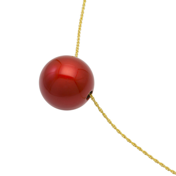身につける漆 漆のアクセサリー ペンダント 木の実 ポピーレッド色 坂本これくしょんの艶やかで美しくとても軽い和木に漆塗りのアクセサリー wearable URUSHI accessories pendants nuts poppy red adjustable Chain Code まるでポロッとこぼれるような可愛らしさが魅力の木の実ペンダント、色鮮やかに咲く春の花をイメージしたポピーレッド色、コードは思い通りに微妙な長さ調節が可能、頭からかぶってから長さを微調整できる便利なスライド式あずきチェーンコードを採用、プレゼントにもおすすめです。 イメージ写真2