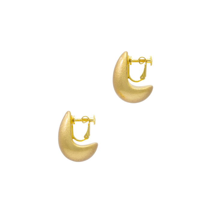 身につける漆 漆のアクセサリー イヤリング 月の勺 金流星色 坂本これくしょんの艶やかで美しくとても軽い和木に漆塗りのアクセサリー SAKAMOTO COLLECTION Wearable URUSHI Accessories earrings Moon Ladle gold meteor キラ感を持たせた光沢のある上品なゴールドカラー、耳を包み込むような程よいボリューム感と軽さ、耳たぶの厚さに合わせてサイズ調節が可能です。 イメージ写真2