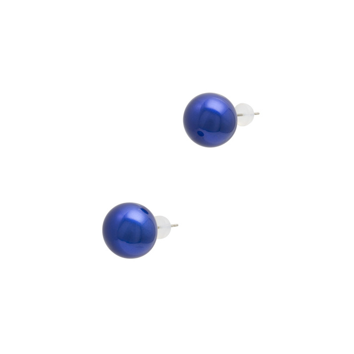 身につける漆 漆のアクセサリー ピアス 糖蜜珠 コバルト色 坂本これくしょんの艶やかで美しくとても軽い和木に漆塗りのアクセサリー SAKAMOTO COLLECTION wearable URUSHI accessories pierce Molasses Jewel cobalt blue 艶やかな丸い珠が耳元に愛らしくよりそう、上品でクールな印象の発色の良い鮮やかなブルー、プレゼントにも喜ばれています。 イメージ写真2