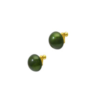 身につける漆 漆のアクセサリー イヤリング ドーム1.8 ひすい色 坂本これくしょんの艶やかで美しくとても軽い和木に漆塗りのアクセサリー SAKAMOTO COLLECTION wearable URUSHI accessories earrings Dome 18 Jade 丸いドーム型のとてもかわいらしく使いやすい形、翡翠のような上品で奥行き感のある艶やかなオリジナルのグリーンカラー、スクリュー＆クリップタイプの留め金具は耳たぶの厚さに合わせてサイズ調節が可能、軽いので1日着けていても耳が痛くなりにくい仕上が嬉しい。 イメージ写真3