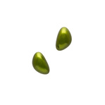 SAKAMOTO COLLECTION 身につける漆 漆のアクセサリー ピアス 月の雫 ピスタチオ色 坂本これくしょんの艶やかで美しくとても軽い和木に漆塗りのアクセサリー SAKAMOTO COLLECTION wearable URUSHI accessories pierece earrings Moon Drop Pistachio Green ヨーロピアンテイストの格調ある人気のオリジナルグリーン、まろやかな曲線で構成されたフォルムはどなたにもフィットする形状、軽くて着け心地のよさとピアスホールに負担がかかりにくく耳が痛くなりにくい事が嬉しい。  #ピアス #pierece #earrings #月の雫 #MoonDrop #MoonEarring #ピスタチオ色 #PistachioGreen #GreenEarring #軽いピアス #人気のピアス #漆のピアス #漆のアクセサリー #漆塗り #耳が痛くない #身につける漆 #坂本これくしょん #会津 