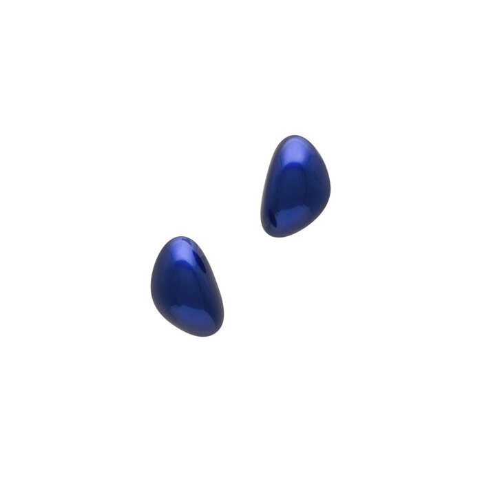 坂本これくしょん 身につける漆 ピアス 月の雫 コバルト色 艶やかで美しくとても軽い和木に漆塗りのアクセサリー SAKAMOTO COLLECTION wearable URUSHI earrings Moon Drops Cobalt Blue 発色の良い上品でクールな印象のコバルトブルー、まろやかな曲線で構成された立体的なフォルムはお顔の輪郭を選ばずに身に着けることができる人気のピアスです。 イメージ写真2